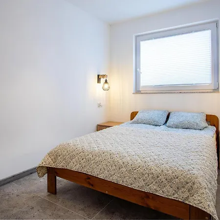3 Bedroom Stunning In *