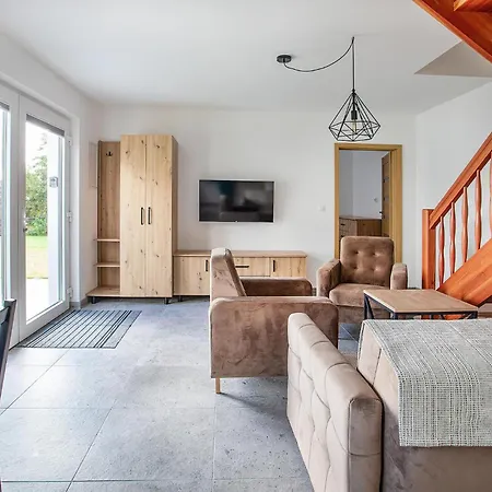 度假居 3 Bedroom Stunning In Lubkowo