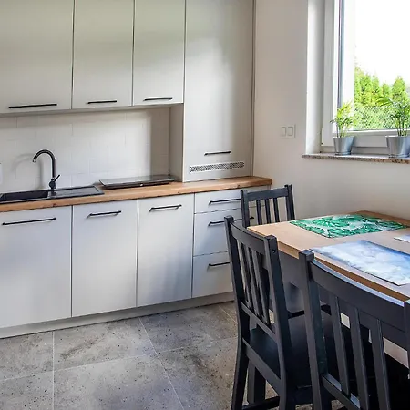 3 Bedroom Lovely In 別荘