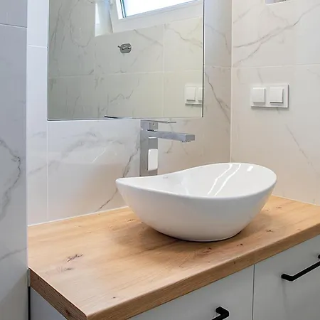 3 Bedroom Stunning In Lubkowo