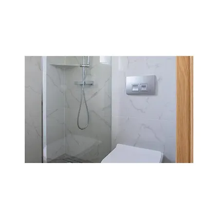 3 Bedroom Stunning In Дом отдыха Lubkowo