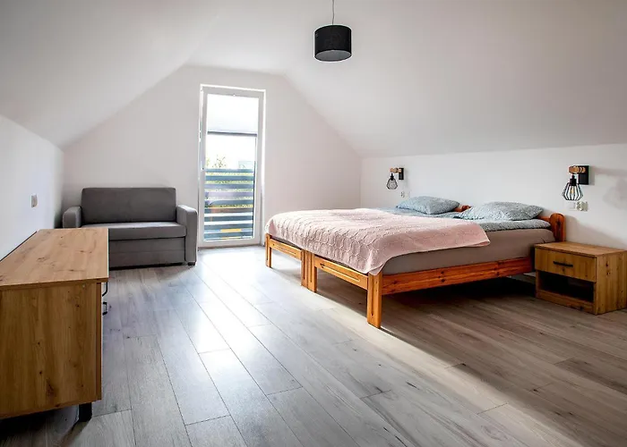 3 Bedroom Lovely In * Lubkowo