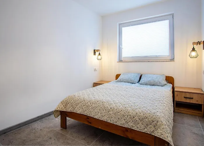 3 Bedroom Lovely In *