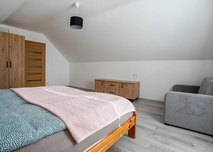 Σπίτι διακοπών 3 Bedroom Lovely In *